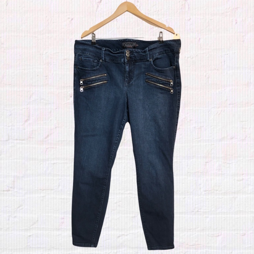 Torrid Multi Zip Jegging Premium Stretch Dark Wash Jeans Size 20R